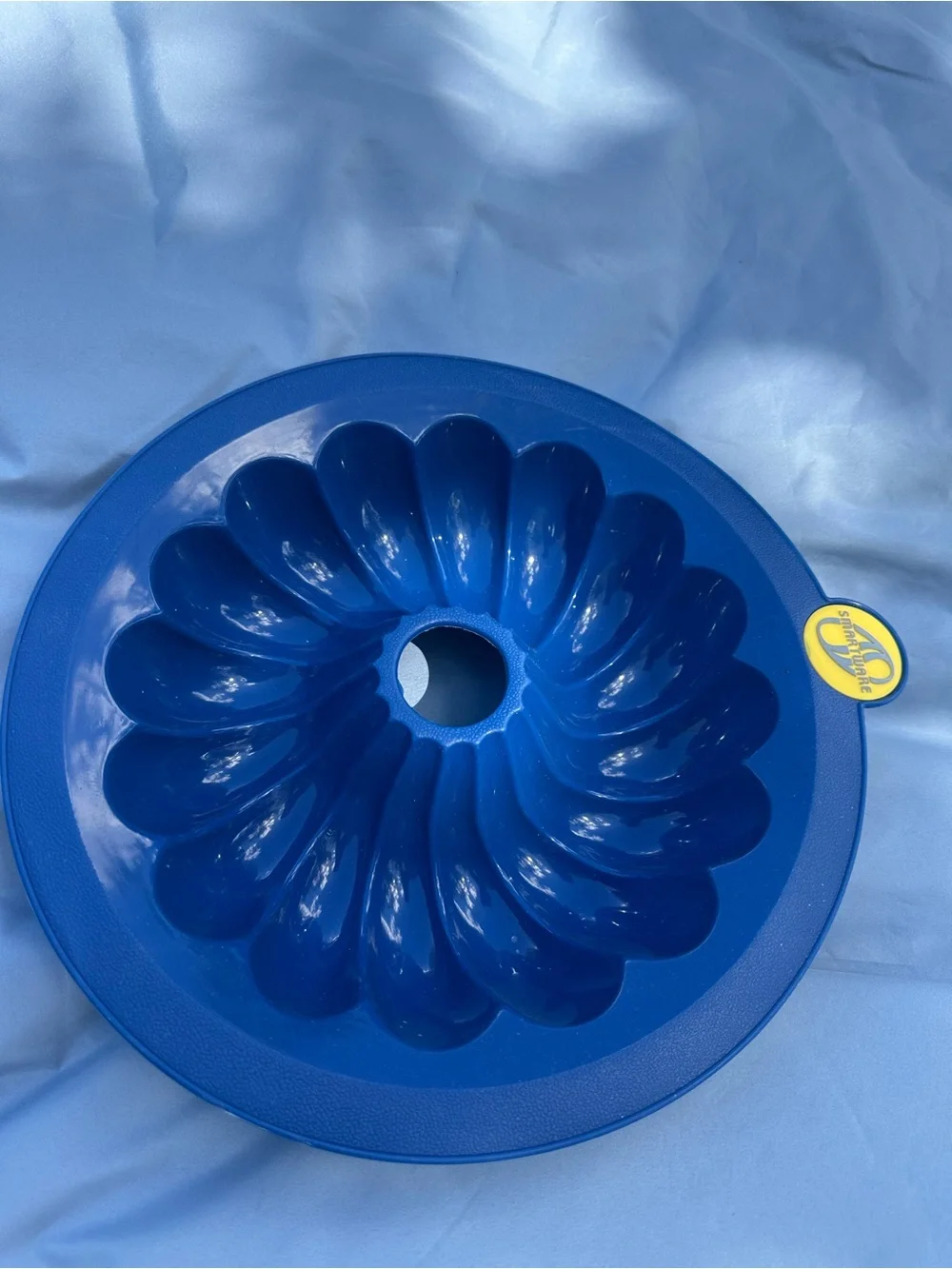 Mixed Smartware Silicone Bakeware Set -11 Pieces. Royal blue. Terracotta red VGC
